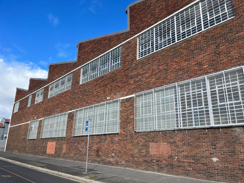 To Let Commercial Property for Rent in Maitland Western Cape